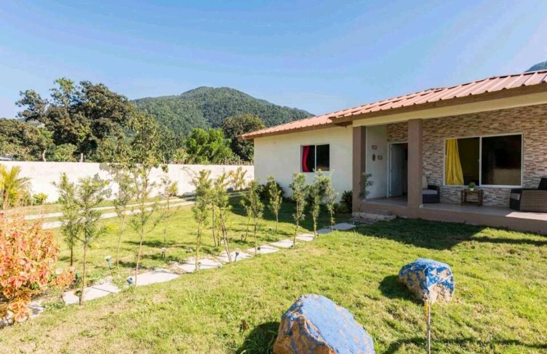 Sunflower Village Villa Girasoles ハラバコア エクステリア 写真